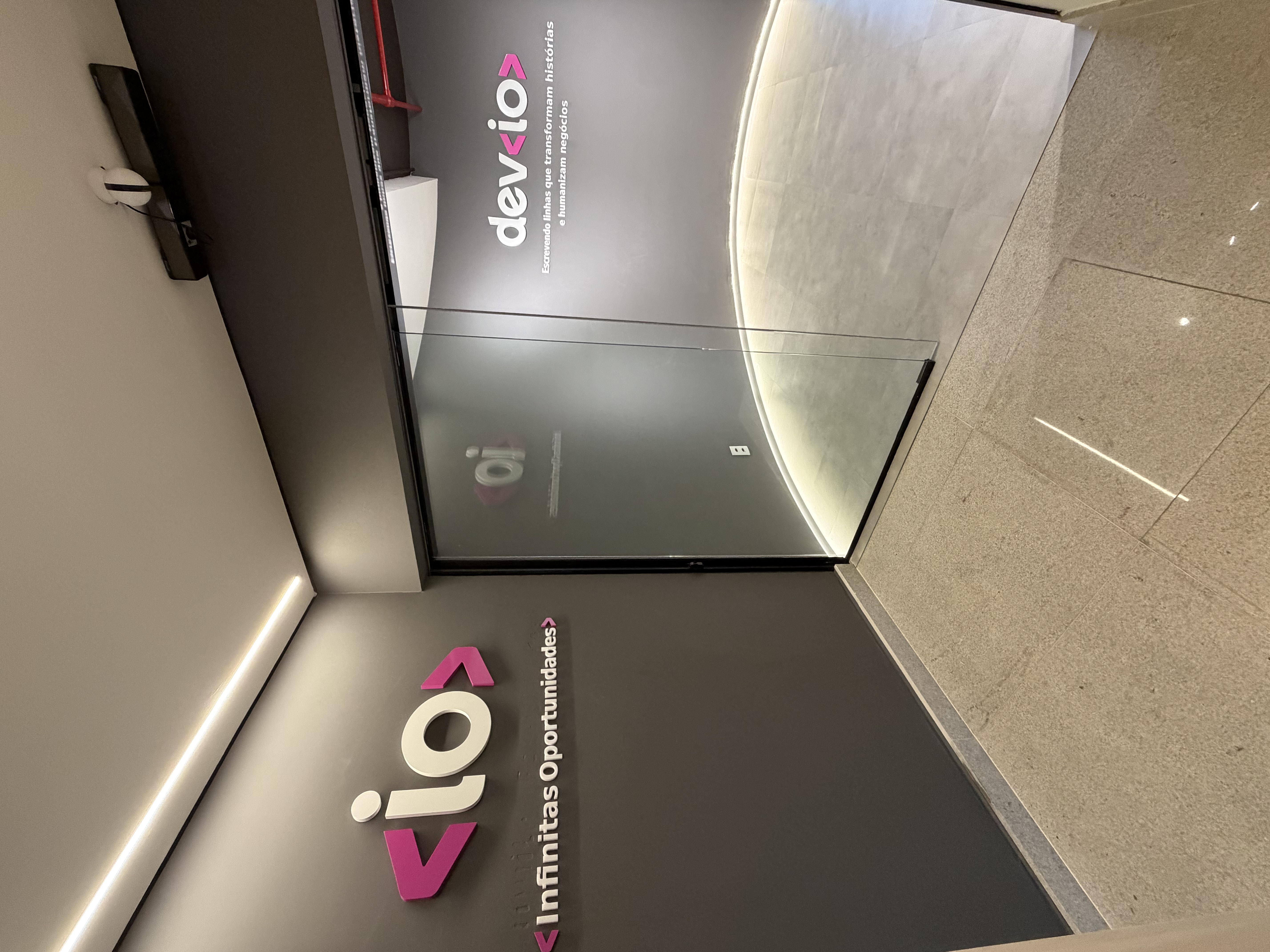 Escritório Dev<io>